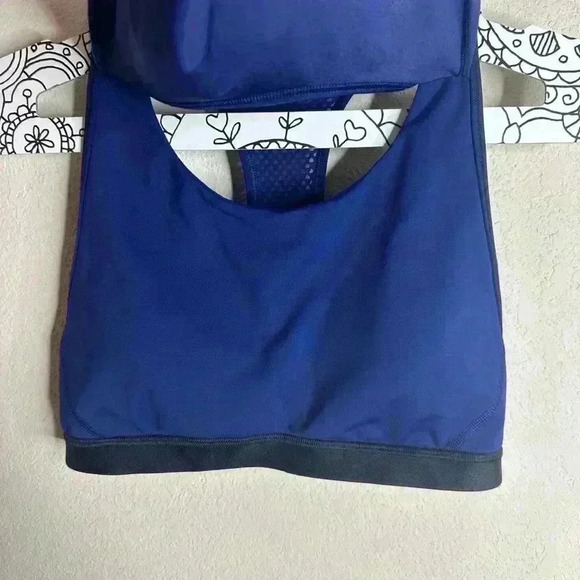 Lululemon Fit Physique Tank Hero Blue size 8 - Picture 5 of 7